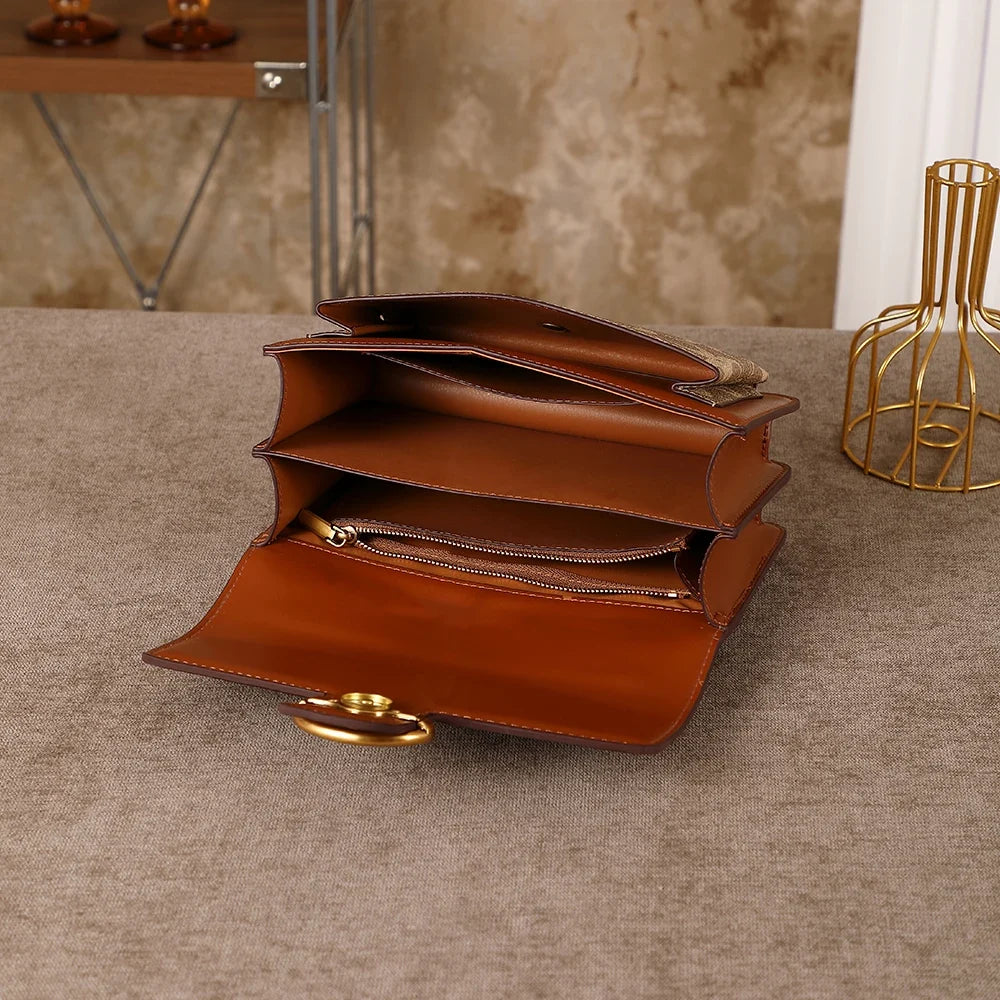 Contrasting Color Chain Bag